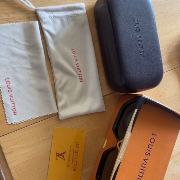 Louis Vuitton Black Sunglasses Elegant Accessories